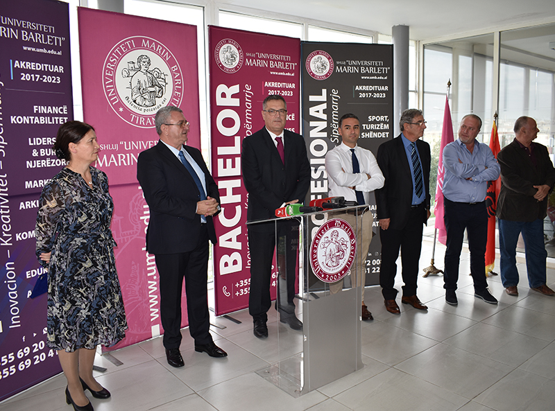 Universiteti Barleti akordon Çmimin BARLETI