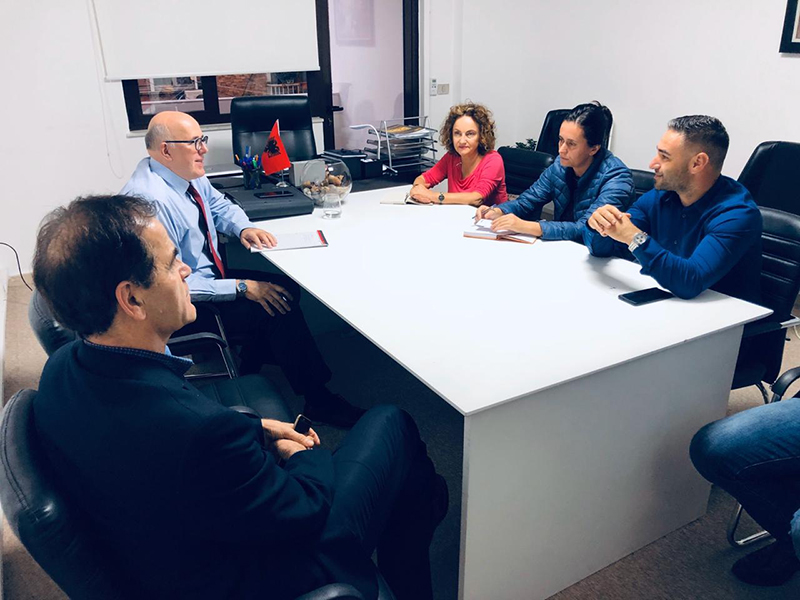 Marrëdhëniet midis Universitetit dhe tregut të punës