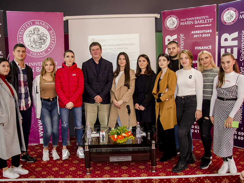 Bashkëbisedim: Parlamentarizmi në vitet e demokracisë