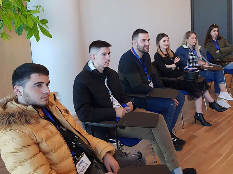 Vizitë praktike në ambientet e Agna group