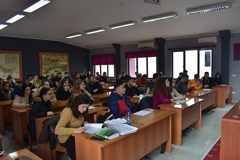 Transformimi i ideve në biznese - Si të ndërtojmë një plan biznesi në 30 min.