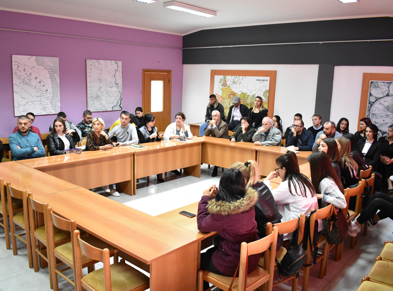 Konferenca studentore “Fenomeni i Emigrimit në Rajon: Perceptim Studentor”
