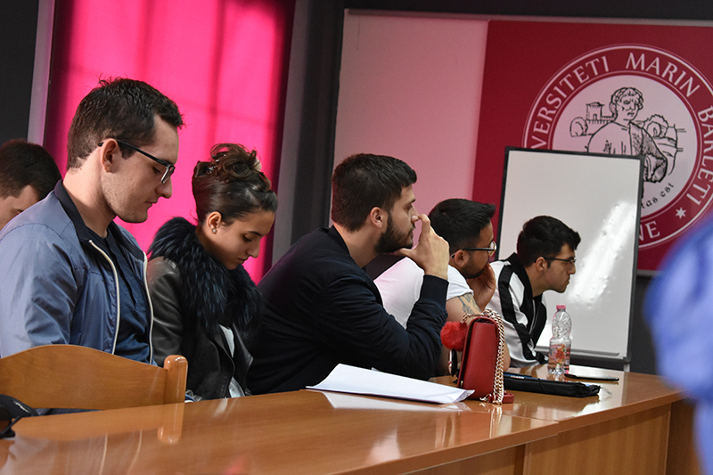 Nën presion - Faktet e arkitekturës socialiste në Shqipëri