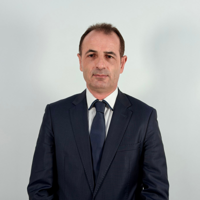 Prof. Asoc. Dr. Luan Hasneziri